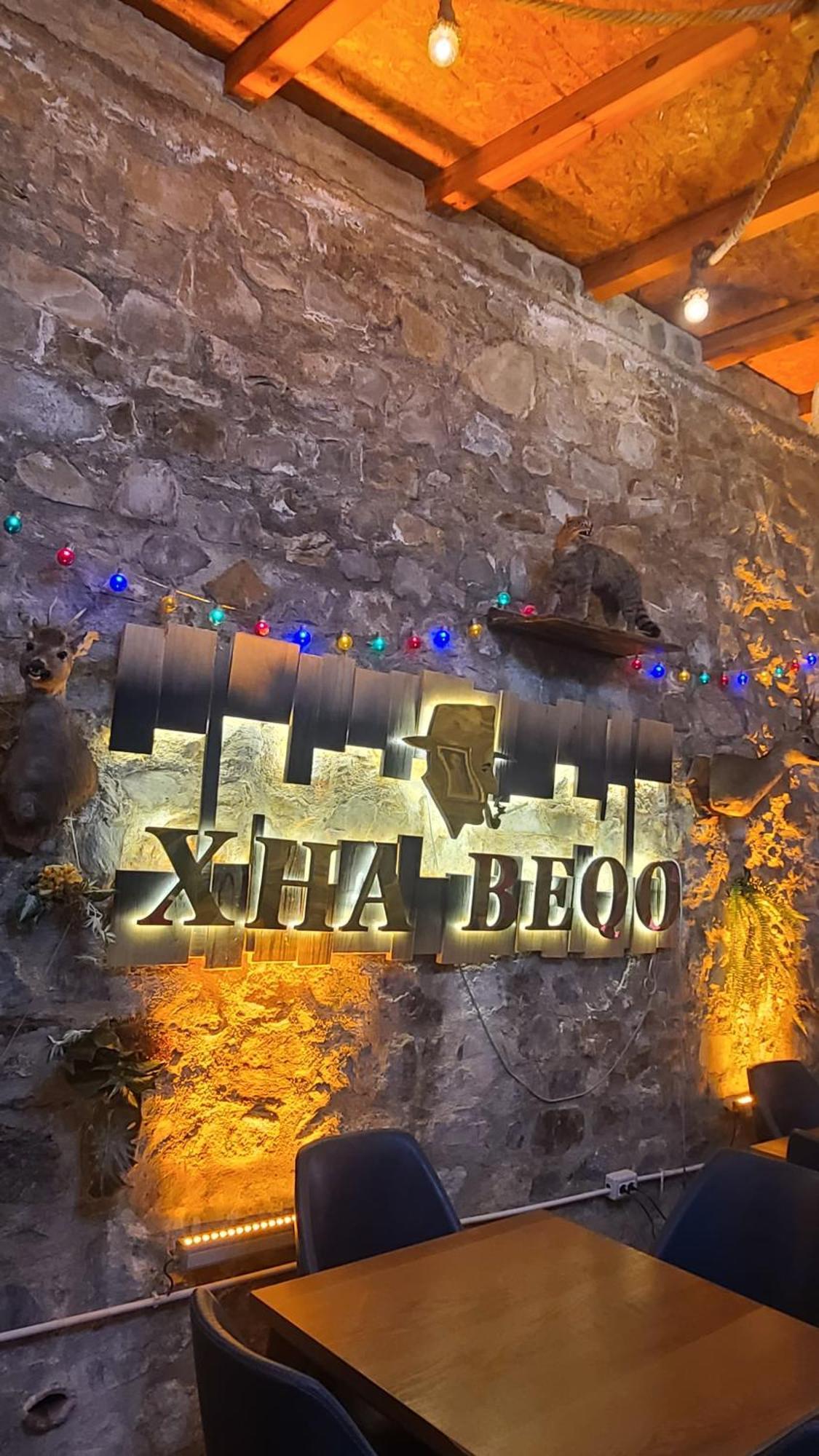 ホテル Keshtjella Xhabeqos Ljaknasi エクステリア 写真